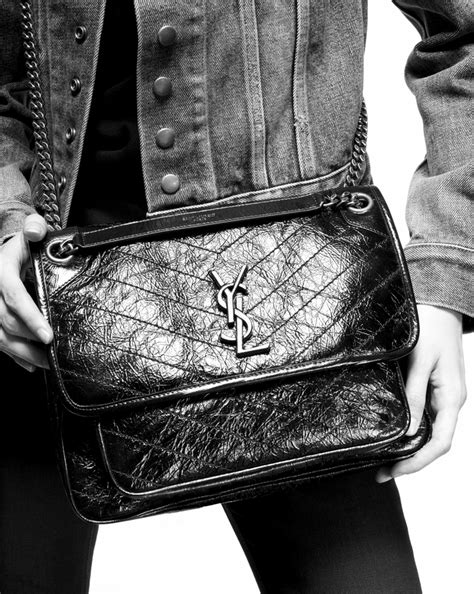 ysl nikki small|Saint Laurent YSL Niki Bag: Review and Sizing Guide .